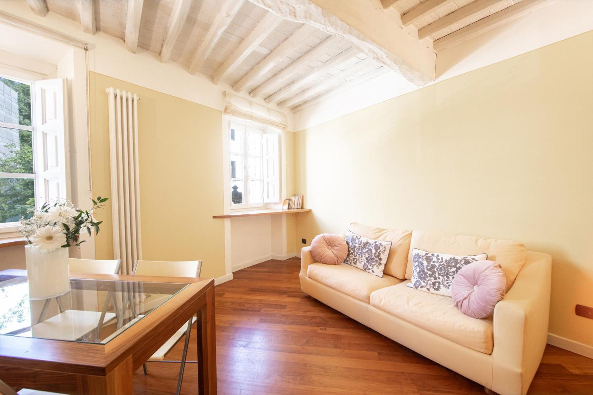 דירות לוקה A Casa Di Irene מראה חיצוני תמונה